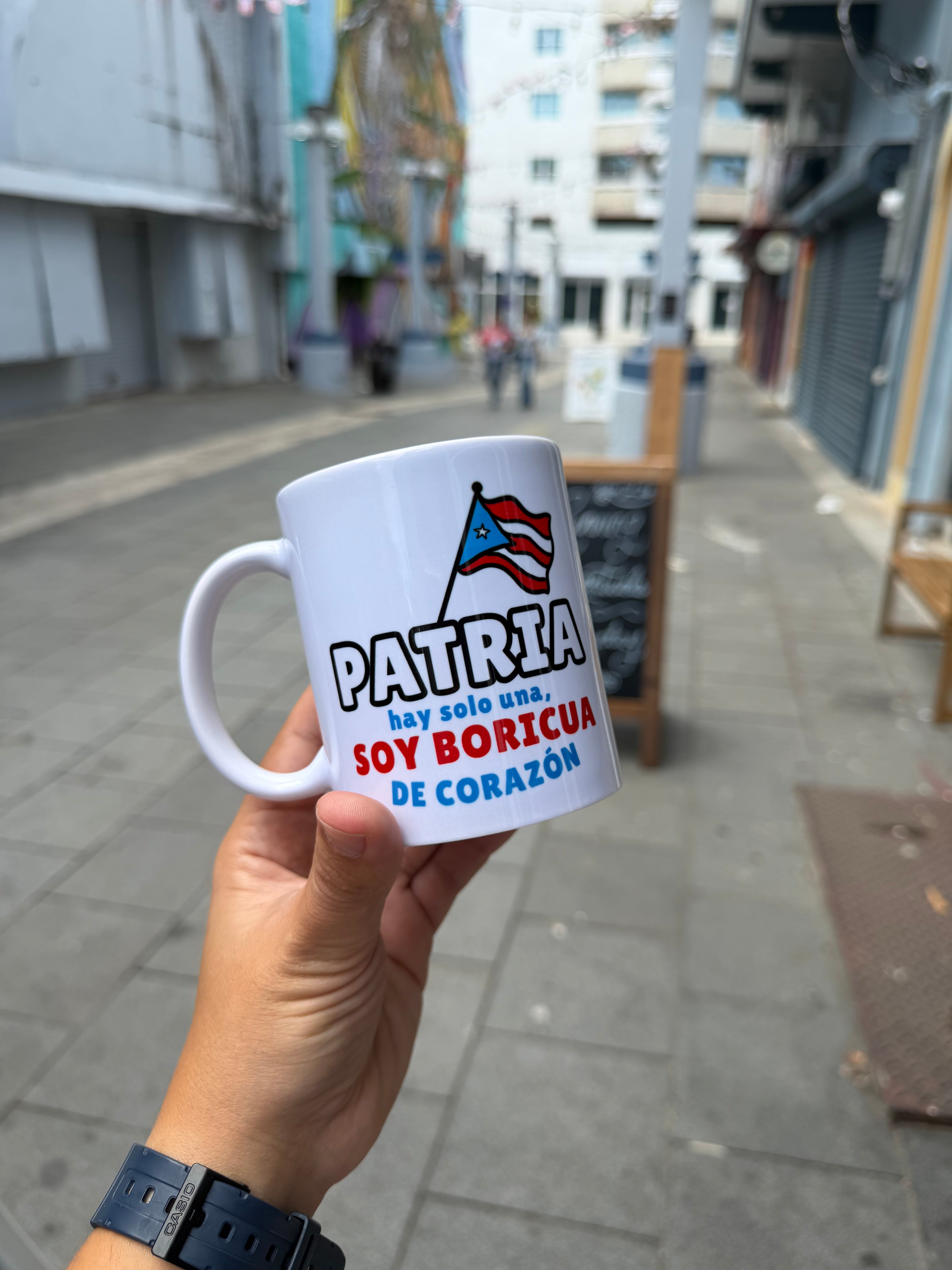 Taza: Patria hay solo una, soy Boricua de Corazón (Mug)