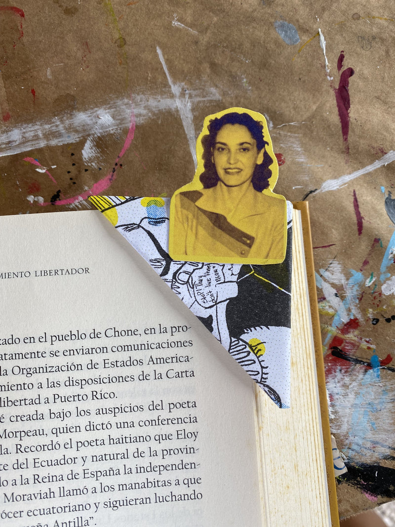Handmade: MrsLolita Lebrón (Origami Corner Bookmark)